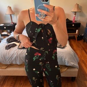 Black Crop Top and Pant Floral Print - Set